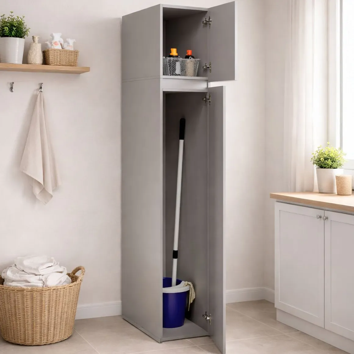 Armadio Multiuso 2 Ante Grigio 3 Ripiani 2 Ante 35x195h cm, Ideale per Lavanderia Made in Italy - Gilroy