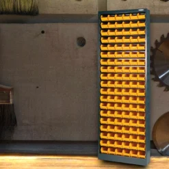 Armadio multiuso Dandreoll, Nero e Giallo, 68x21h190 cm