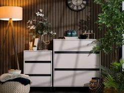 Comodini > Dmora Comodino Bianco Nero un Ripiano Apertura Battente 40x35x60h cm, Un'anta - Vestone Nero, Bianco