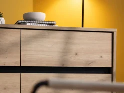 Madie|Credenze > Dmora Credenza Marrone Rovere Nodi Nero 3 Cassetti 3 Ripiani 157x40x90h cm, Apertura Battente e Scorrevole - Giarre Nero, Marrone Rovere Nodi