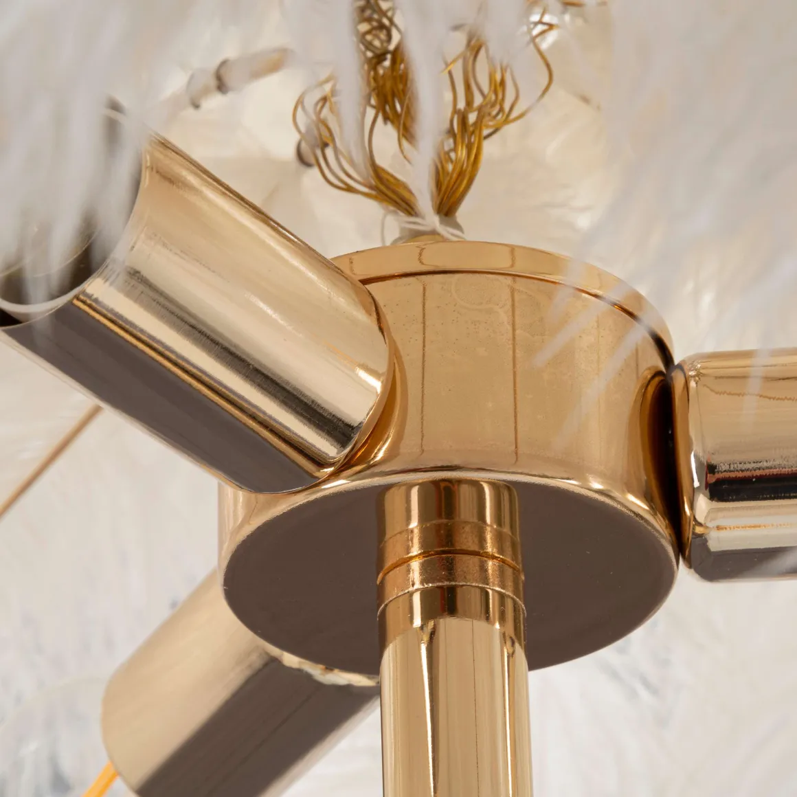 Lampada da Terra Bianco oro Necessarie 3 Lampadine Attacco e14, Paralume - Bakamo