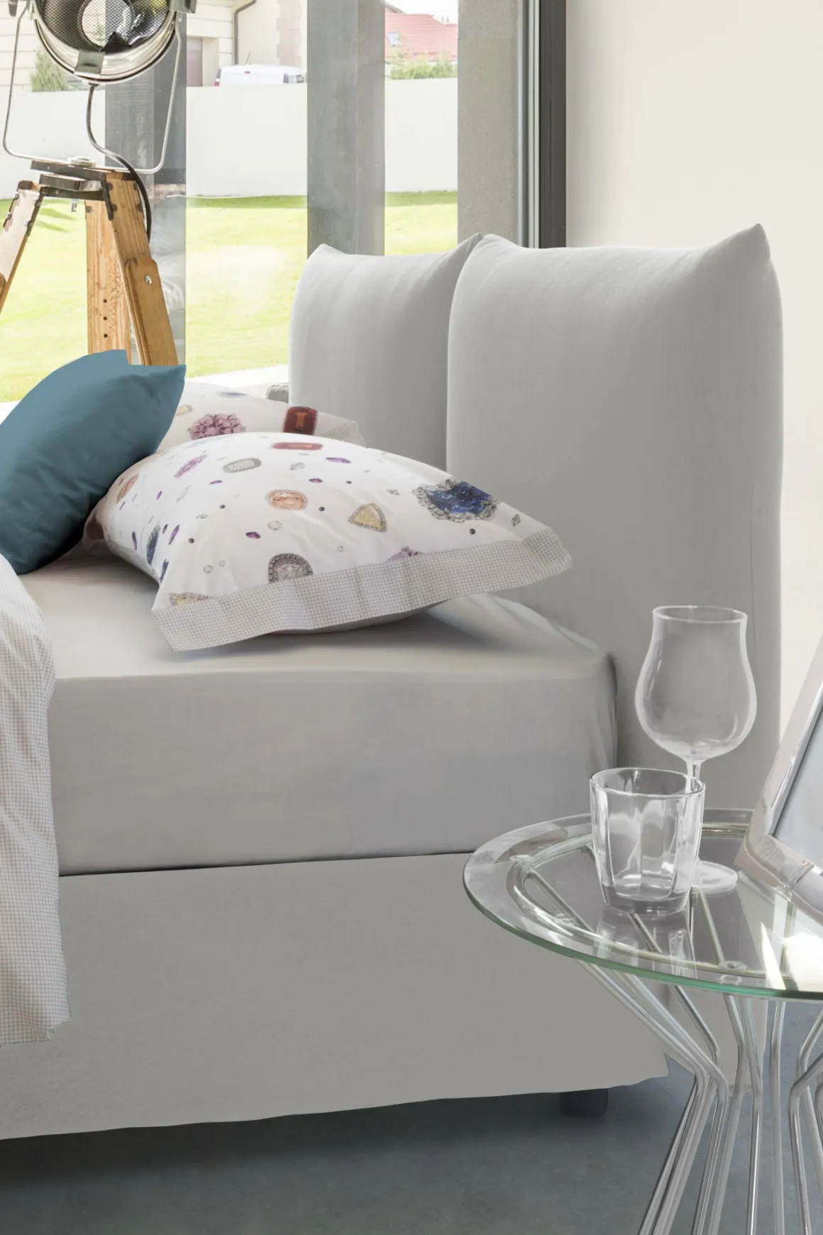 Letto matrimoniale contenitore bianco 190x225cm imbottito - Arcole