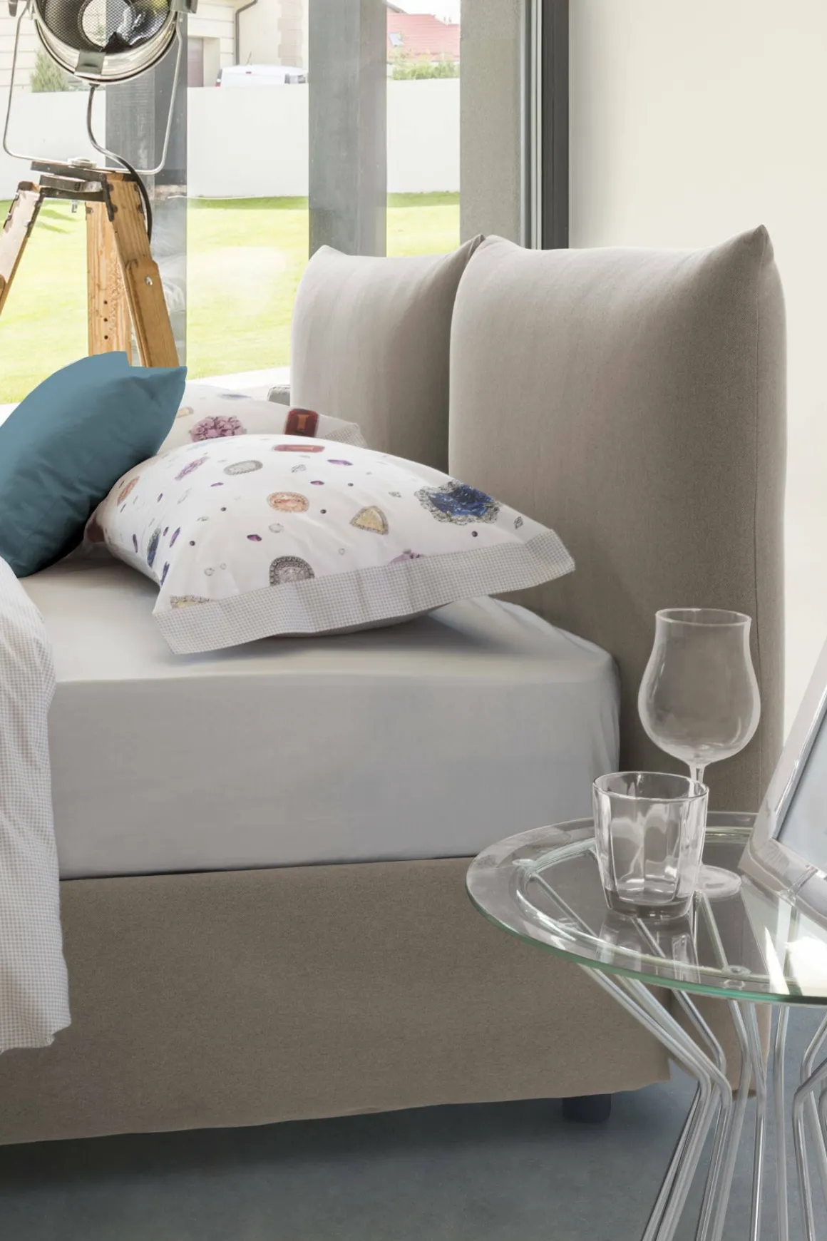 Letto matrimoniale contenitore tortora 190x215cm - Arpino