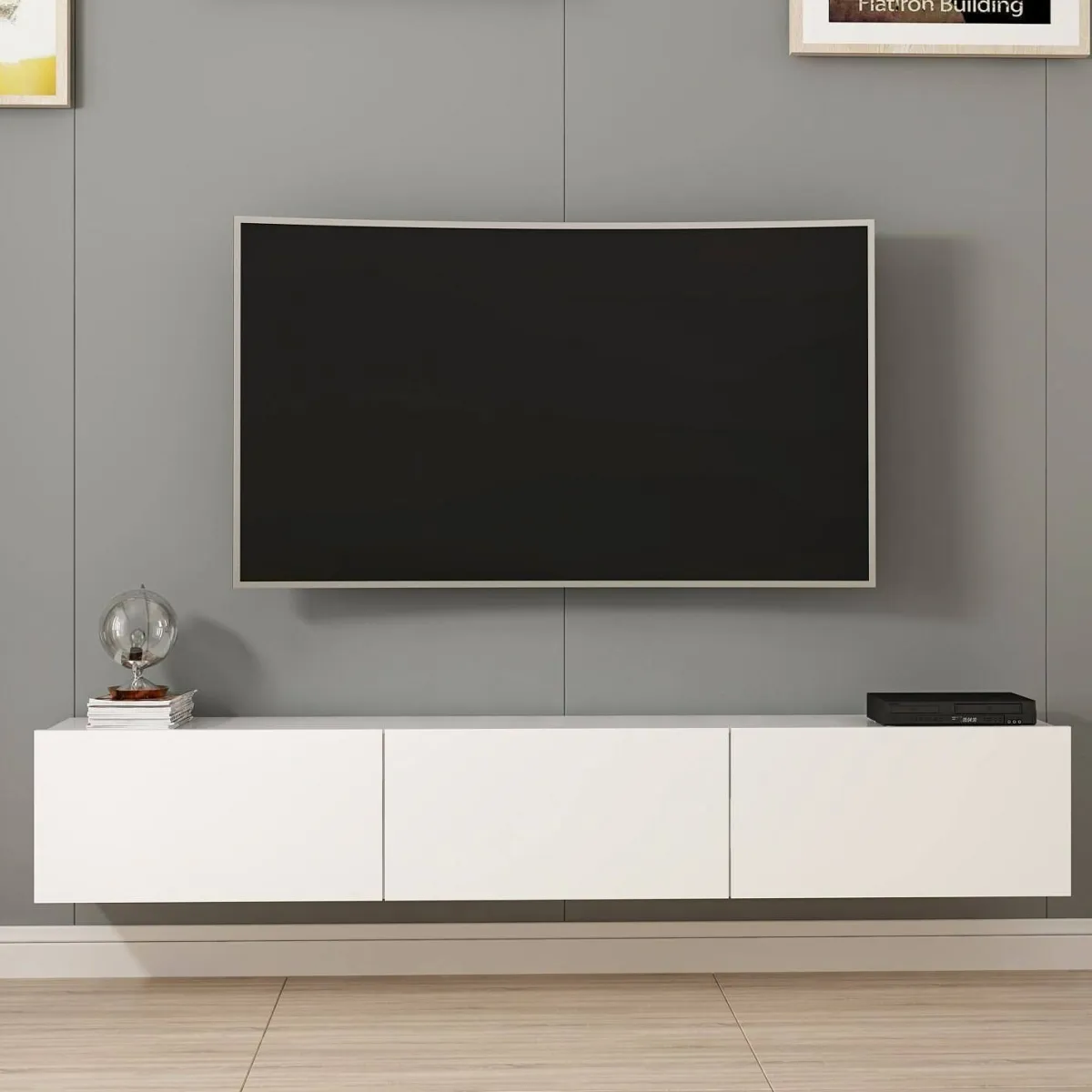 Mobili Porta Tv > Dmora Mobile TV 180x32x30h cm 3 ante - Barzago Bianco