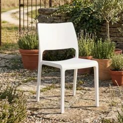 Sedia da Esterno Bianco una Sedia Impilabile, Peso Supportato 120 kg - Cereseto