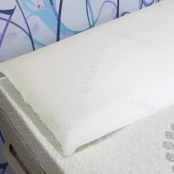 Set di 4 guanciali Prezzemolo, Made in Italy, 70x40 h14 cm, Bianco
