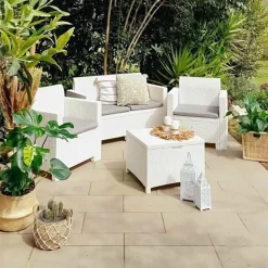 Set salotto esterno poltrone e divano con tavolino contenitore bianco - Gazania