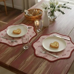 Tovaglie|Tovagliette > Dmora Set 2 Tovagliette/Sottopiatti in Ecopelle Serce, Rosso e Rosa 40x40 cm, Fantasia pied de poule, Lavabili e Antiscivolo, Indoor/Outdoor, Made in Italy Rosa, Rosso