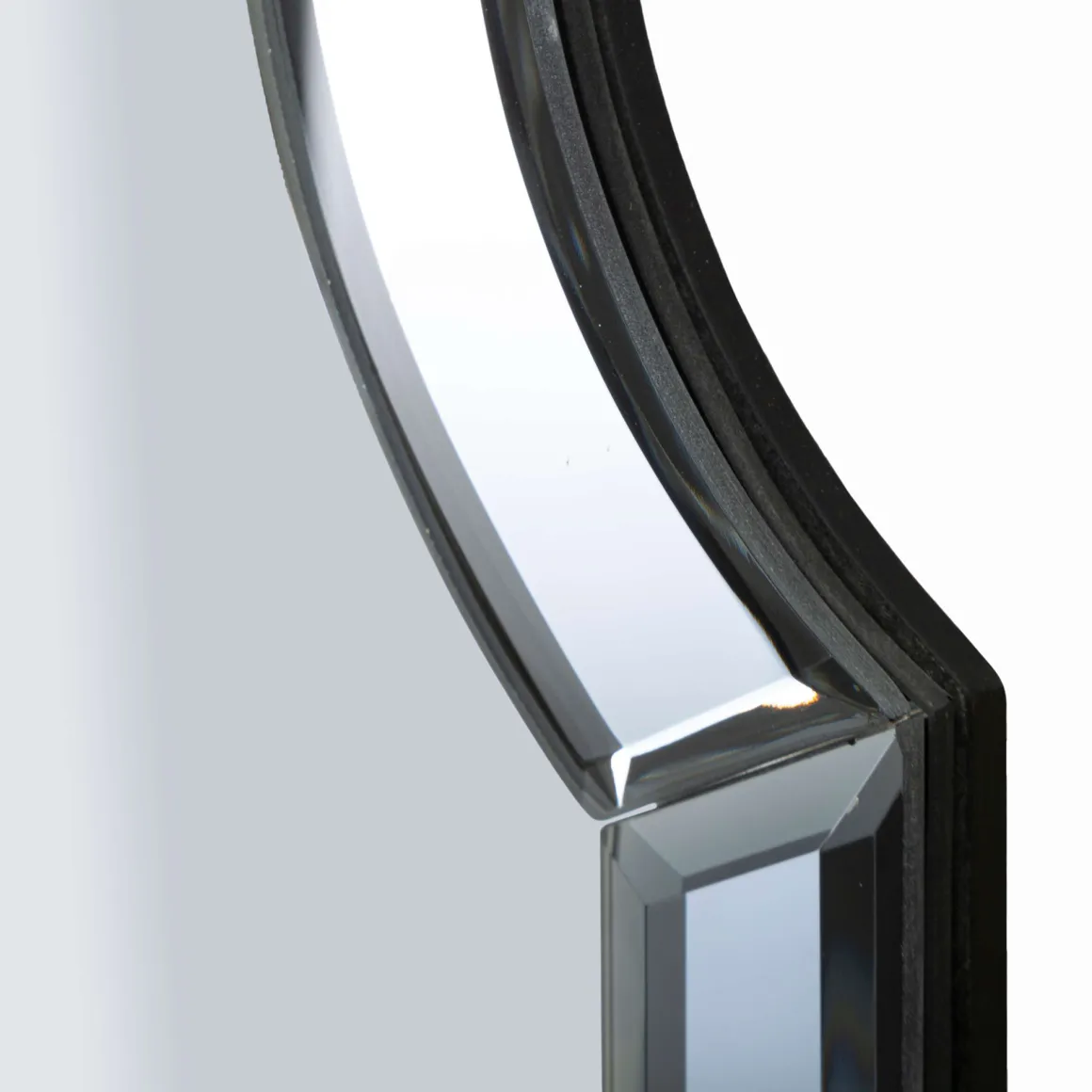 Specchio Grigio Trasparente Cornice Sagomata Forma Rettangolare 60x90h cm, Tipologia a Parete - Jajce