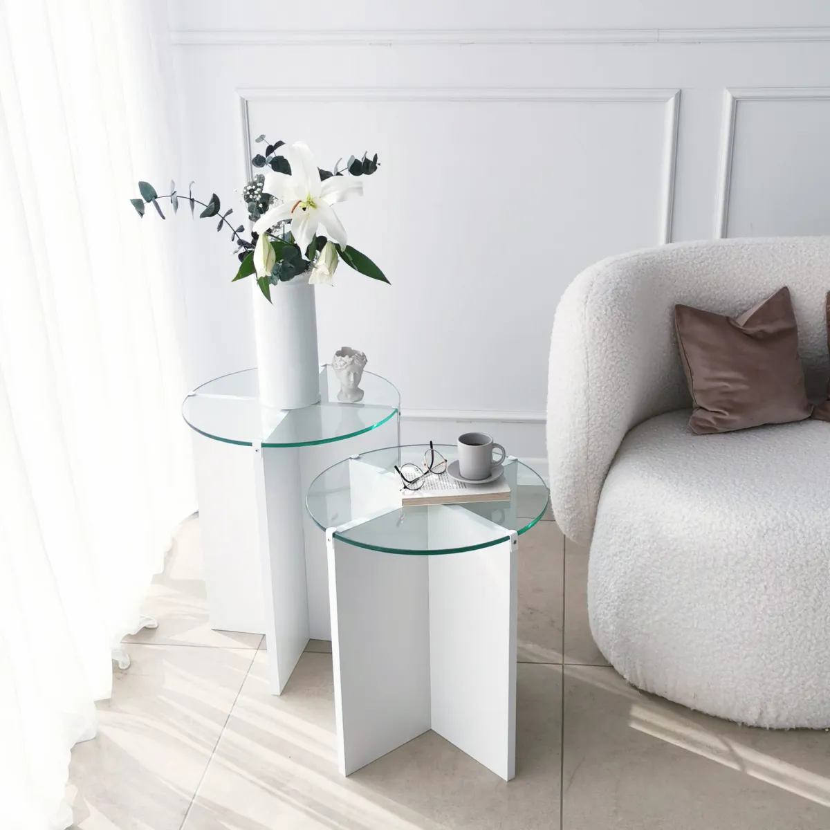 Tavolini Da Salotto > Dmora Tavolino da Salotto set 2 Pezzi Vetro Temperato Forma Rotondo 70x70x38h cm, Materiale Piano in Vetro - Genga Bianco