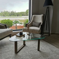 Tavolino da Salotto Marrone Noce Portariviste Forma Ovale 96x81x41h cm, Sfumatura Colore Struttura Noce - Eufrasia