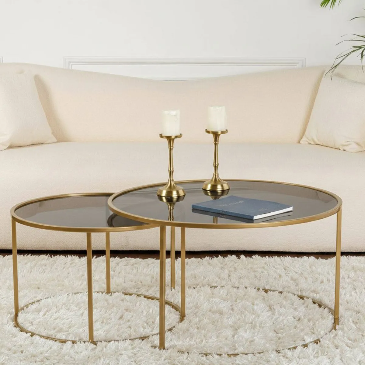 Tavolini Da Salotto > Dmora Tavolino da Salotto set di 2 Tavolini Forma Circolare 80x80x43h cm, Materiale Struttura in Vetro - Aedion Oro Bronzo