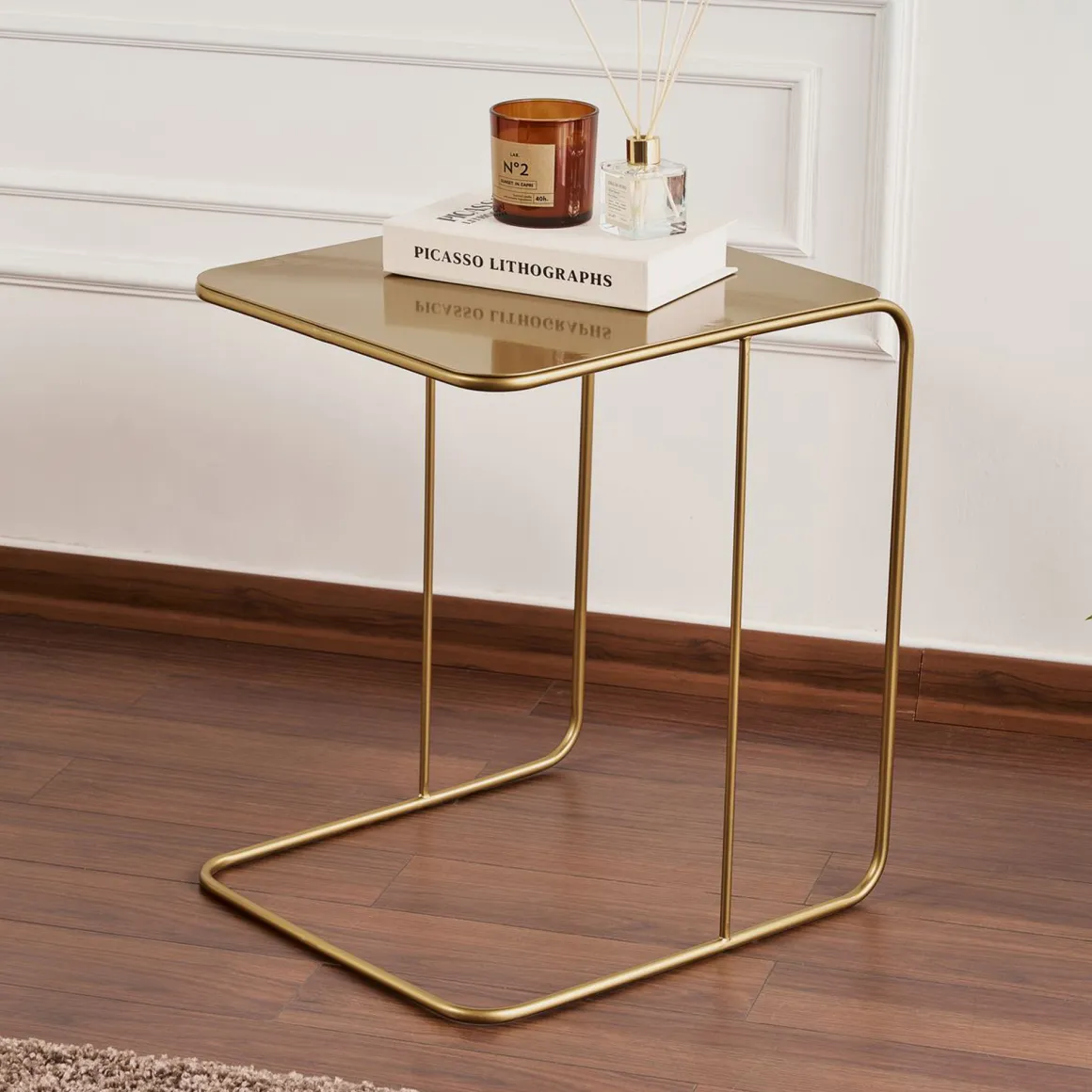 Tavolino da Salotto oro Lucido Forma Rettangolare Materiale Piano in Metallo 47x46x57h cm, Colore Ripiano oro - Cattaneo