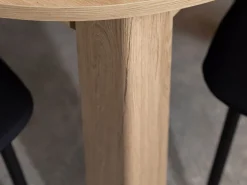 Tavoli Fissi > Dmora Tavolo Fisso 4 Posti Forma Rotondo 120x120x75h cm, Peso Supportato 60 kg - Racale Marrone Rovere Nodi