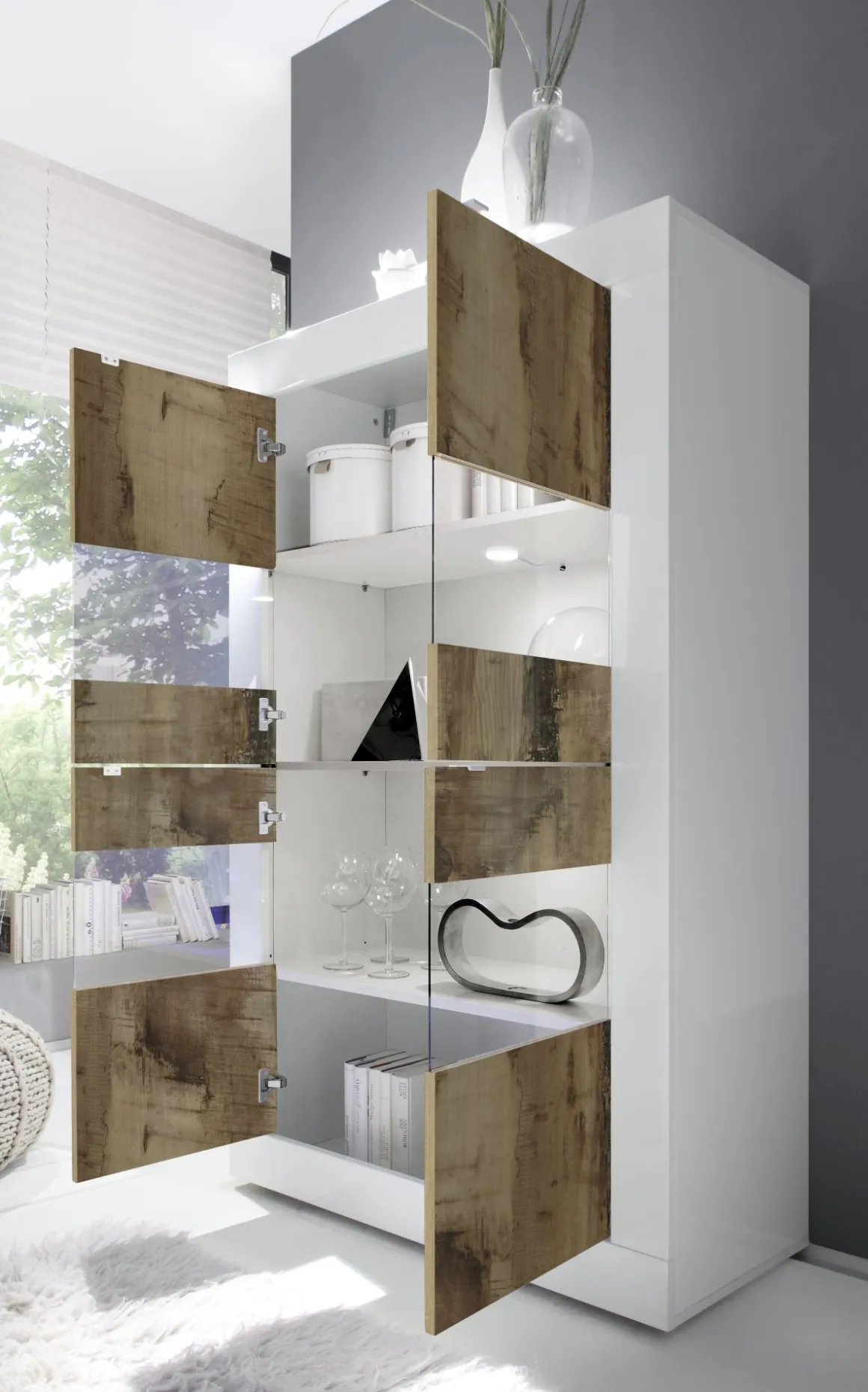 Vetrine > Dmora Vetrina Bianco Lucido Marrone Rovere 2 Ripiani Un'anta 72x40x154h cm, con led - Kato Marrone Rovere, Bianco Lucido